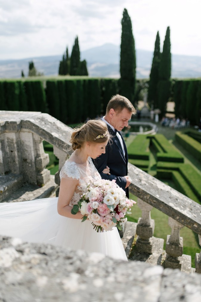 wedding at villa la foce tuscany